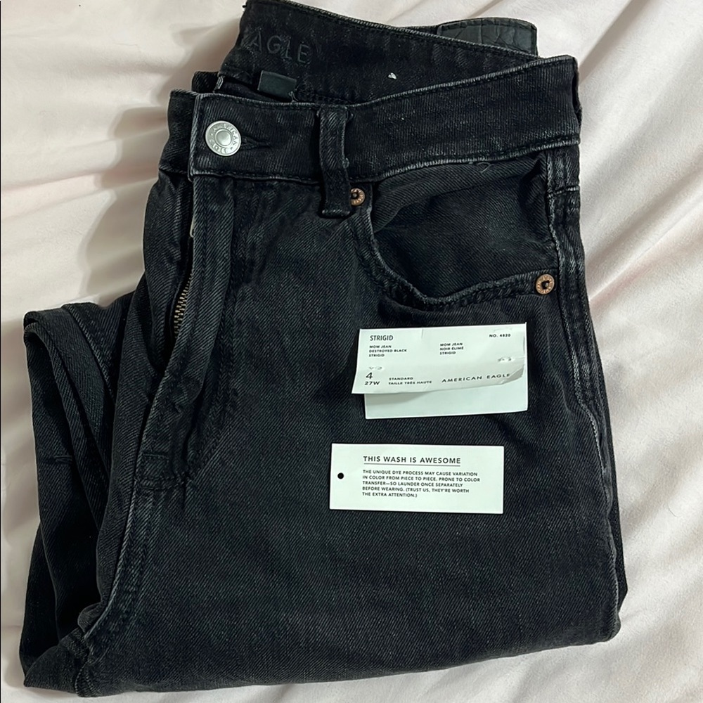 American Eagle Black Strigid Mom Jeans